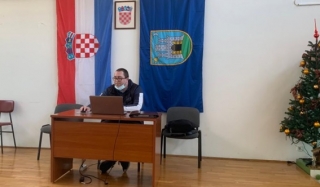 PHOTO-2021-12-12-22-12-32 10