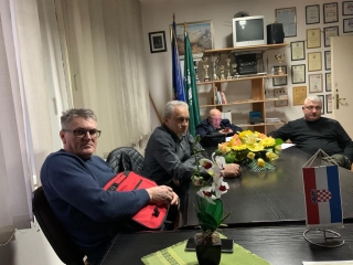 PHOTO-2022-02-13-20-53-43 5