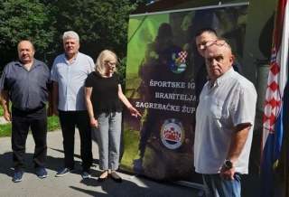 PHOTO-2022-06-28-22-02-40 7