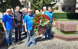 PHOTO-2022-06-28-22-02-41 2