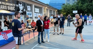 PHOTO-2023-06-13-21-22-18 2