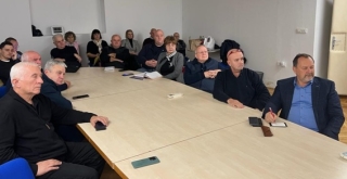 PHOTO-2023-11-28-21-13-08 4