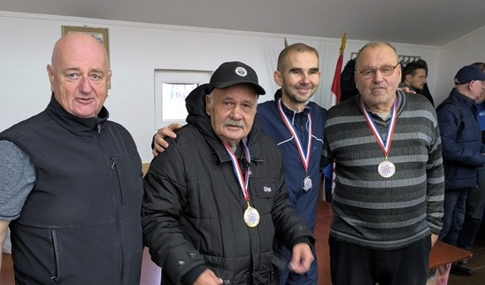 picture320405.jpgx picture320405.jpgx